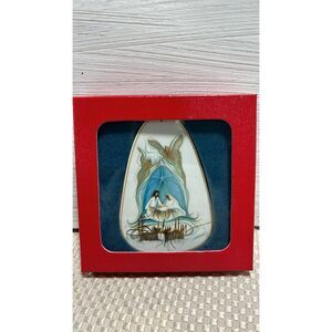 P. Buckley Moss  ornament  A Child Is Born 2006 Porcelain